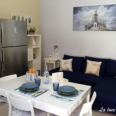 Apartman La Luce Del Faro