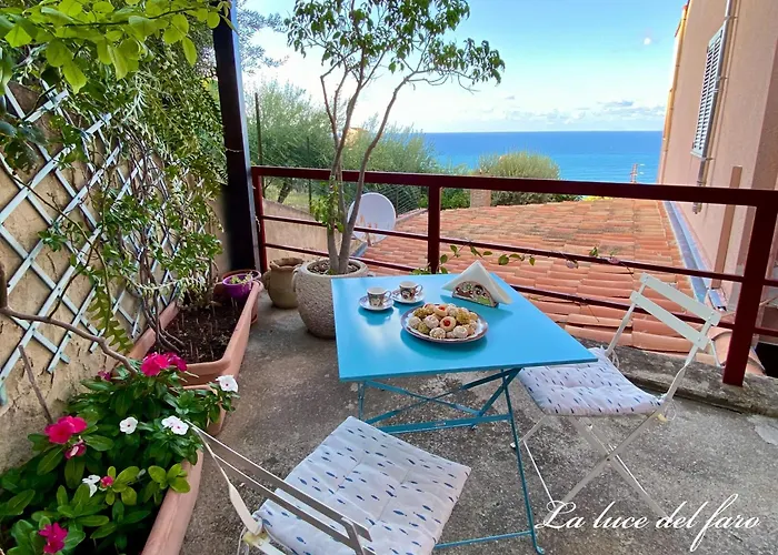 La Luce Del Faro Apartment